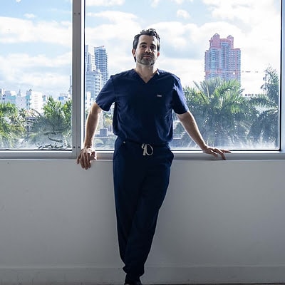 Miami Beach Plastic Surgeon Dr. Benjamin Eskenazi Joins Faculty of the IAFA Aesthetic Symposium at Fontainebleau Miami Beach