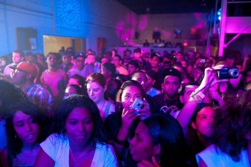 The Miami crowd at The Awarehouse — packed in and locked in.