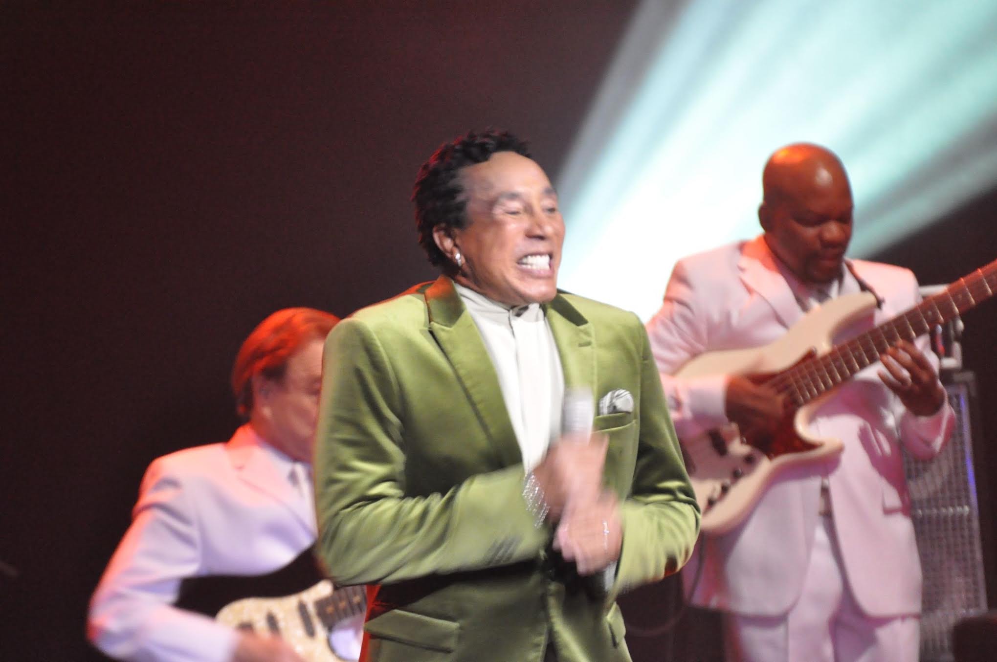Smokey Robinson performing with his full band at Hard Rock Live Hollywood 2011
